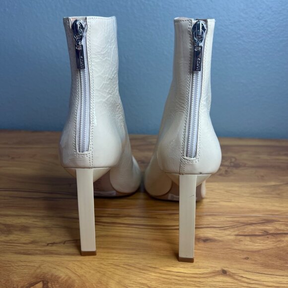 Schutz Viha Patent Leather Bootie‎ Womens 10 Pointed Toe Heel Eggshell - Picture 14 of 16